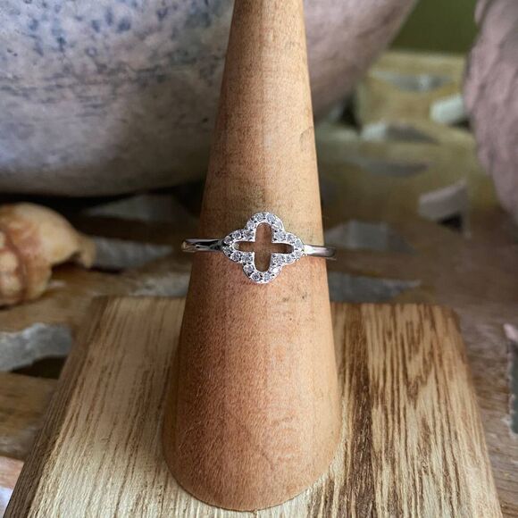 Cubic Zirconia Plus Sign Shape Sterling Silver Ring Size 51/2 - Picture 5 of 7